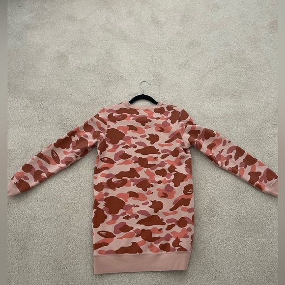 Authentic BAPE (Bathing Ape) pink camo sweatshirt, xs. - Picture 2 of 2